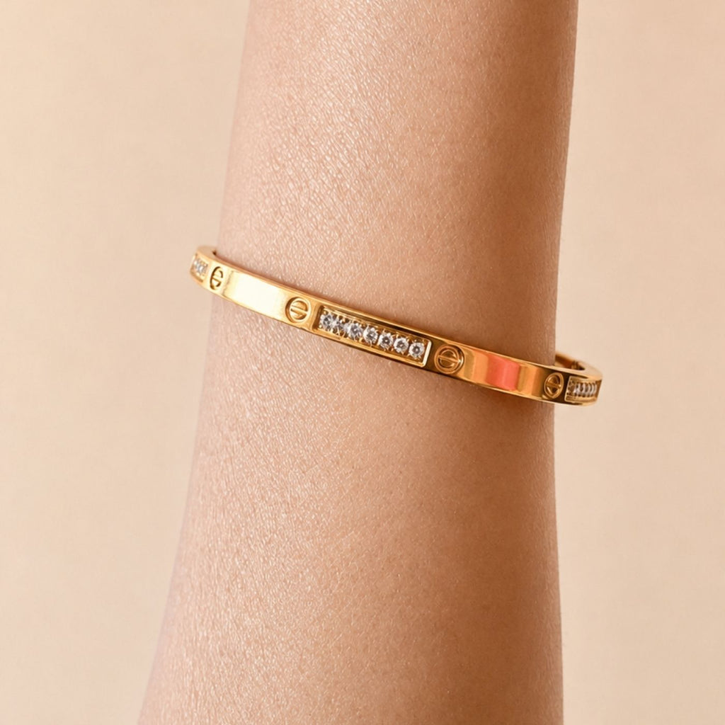 Aura Spark Kada