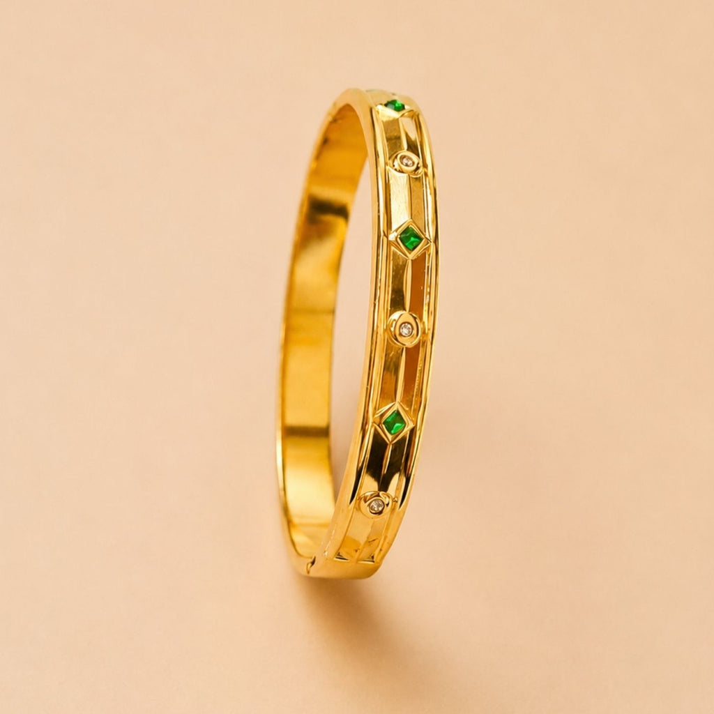 Evergreen Charm Kada