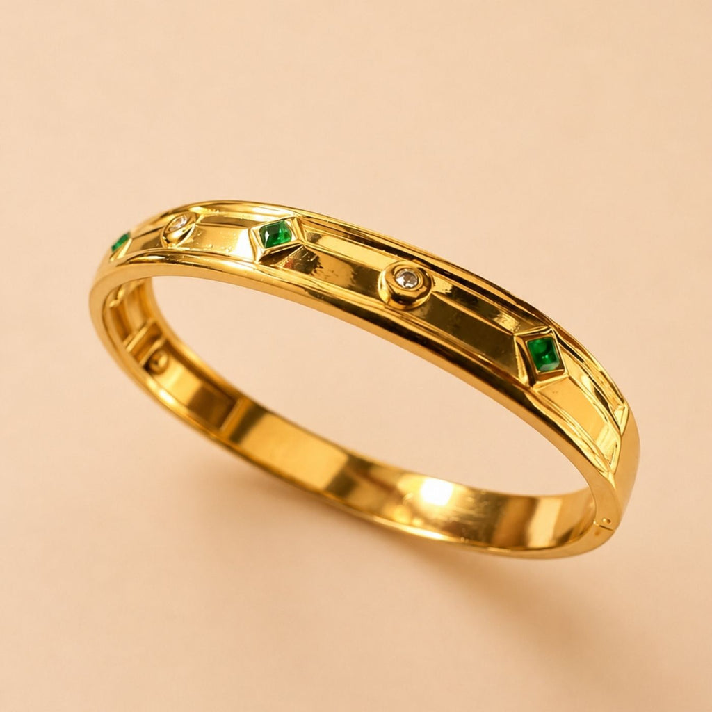 Evergreen Charm Kada