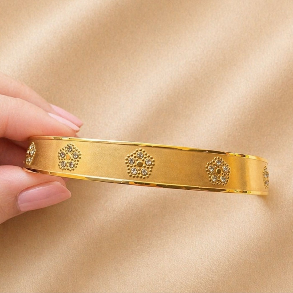 Palnya Radiance Kada